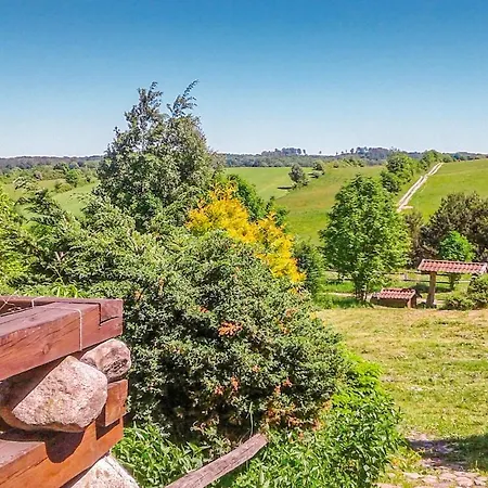 Four-bedroom In Nyaraló